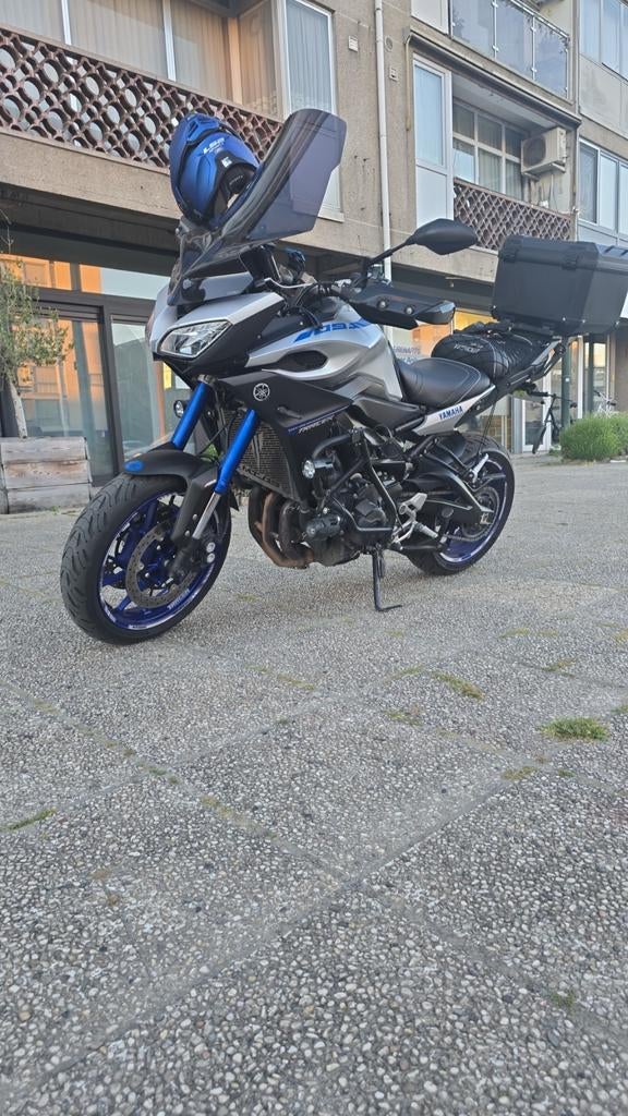Tracer 900 2016, Motoren, Occasion, 899 cc, Motorrijbewijs A, 3 cilinders