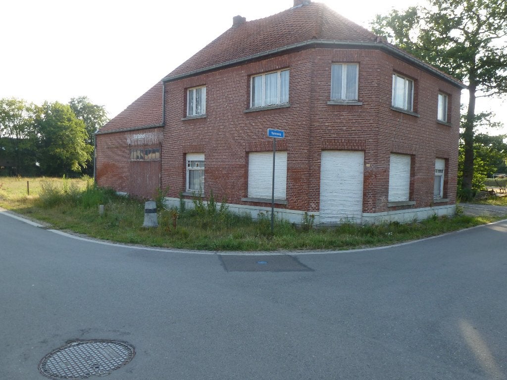 volledig te renoveren eengezinswoning, Immo, Huizen en Appartementen te koop, Provincie Antwerpen, 500 tot 1000 m², Vrijstaande woning