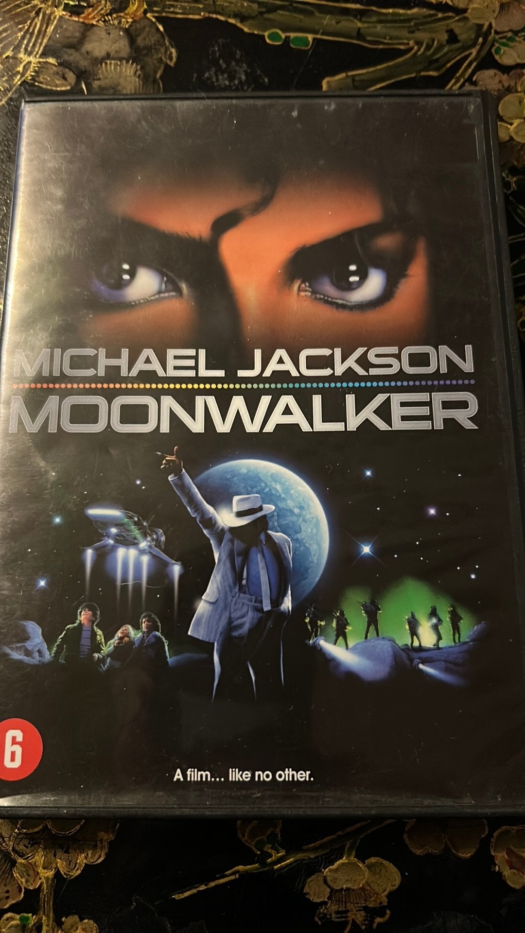 Moonwalker, Enlèvement ou Envoi, Comme neuf