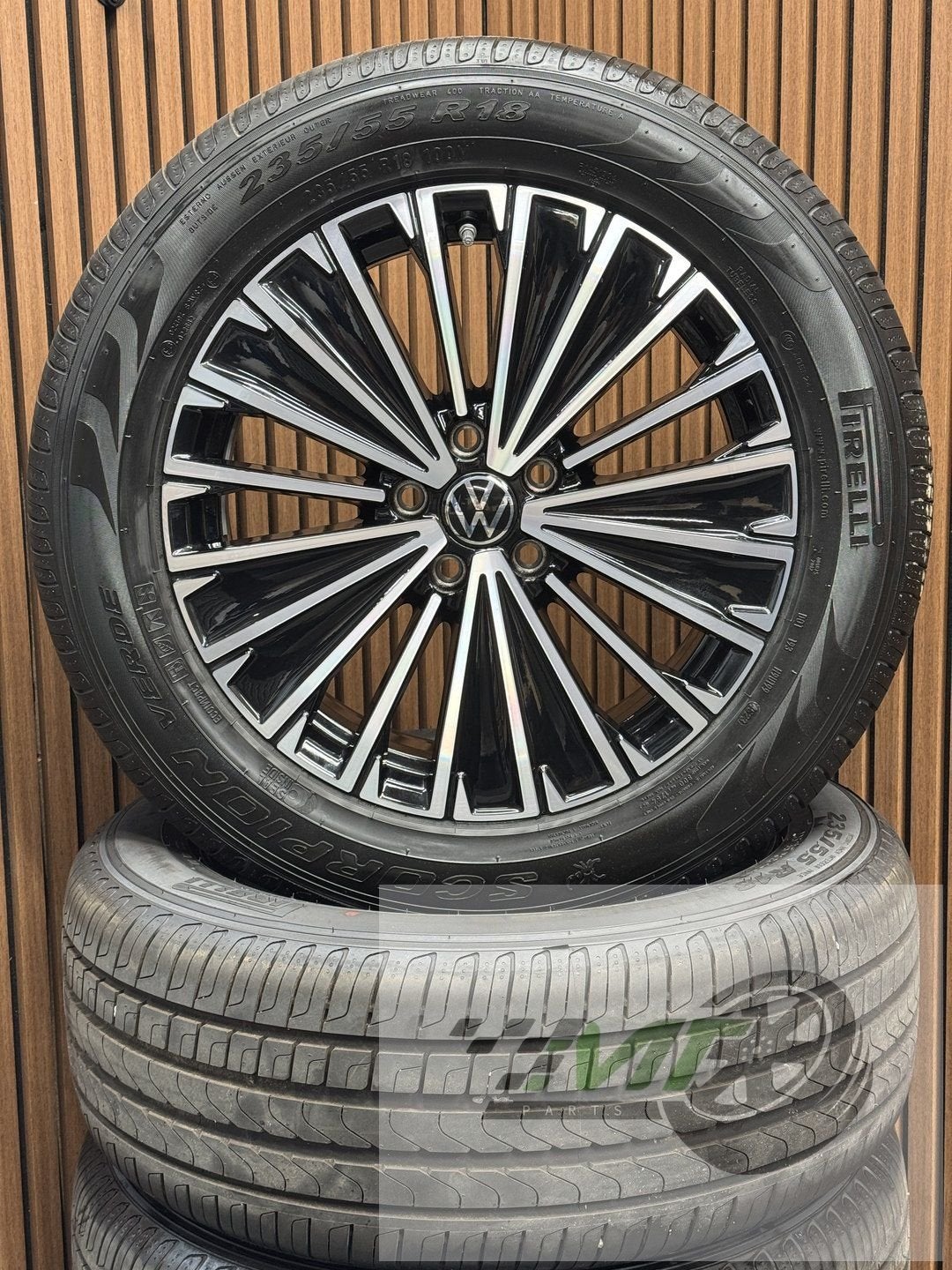 18" Vw Tiguan Tayron NAPOLI Bologna 235 55 NIEUW BTW OEM, 18 inch, -, -, Banden en Velgen