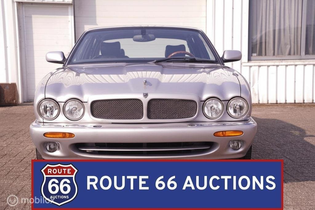Jaguar XJ8 3.2 Sport | 2002 | Route 66 Auctions, Auto's, Gebruikt, Zwart, XJ, Bedrijf