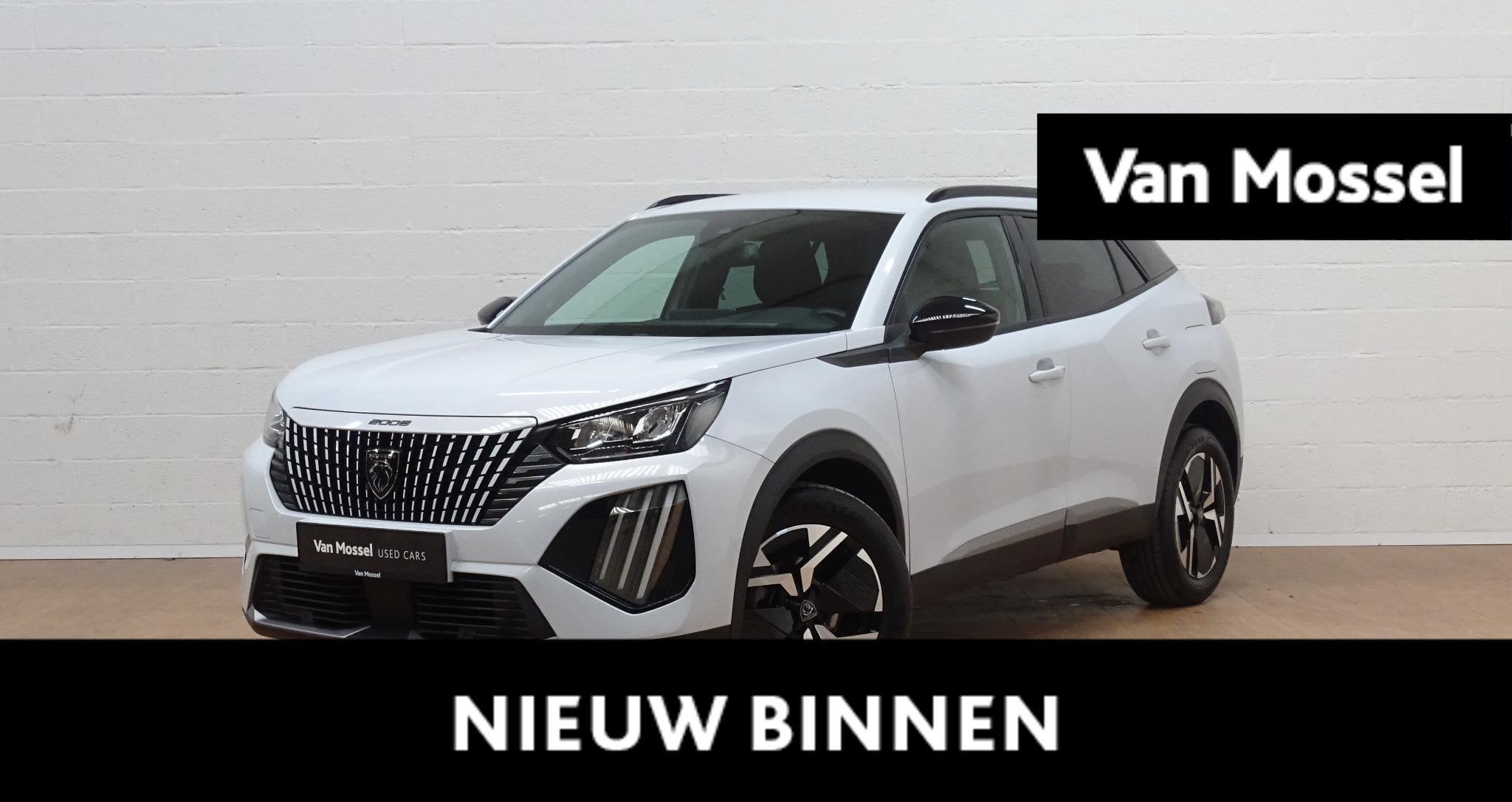 Peugeot 2008 1.2 HYBRID 145 e-DSC6 Allure Verwacht, Auto's, Peugeot, Stof, Gebruikt, Zwart, 110 g/km