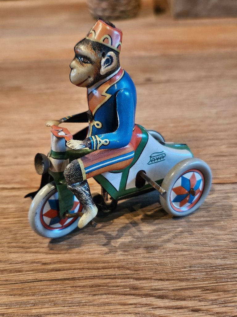 Aapje op motorfiets.  Speelgoed blik., Ophalen of Verzenden
