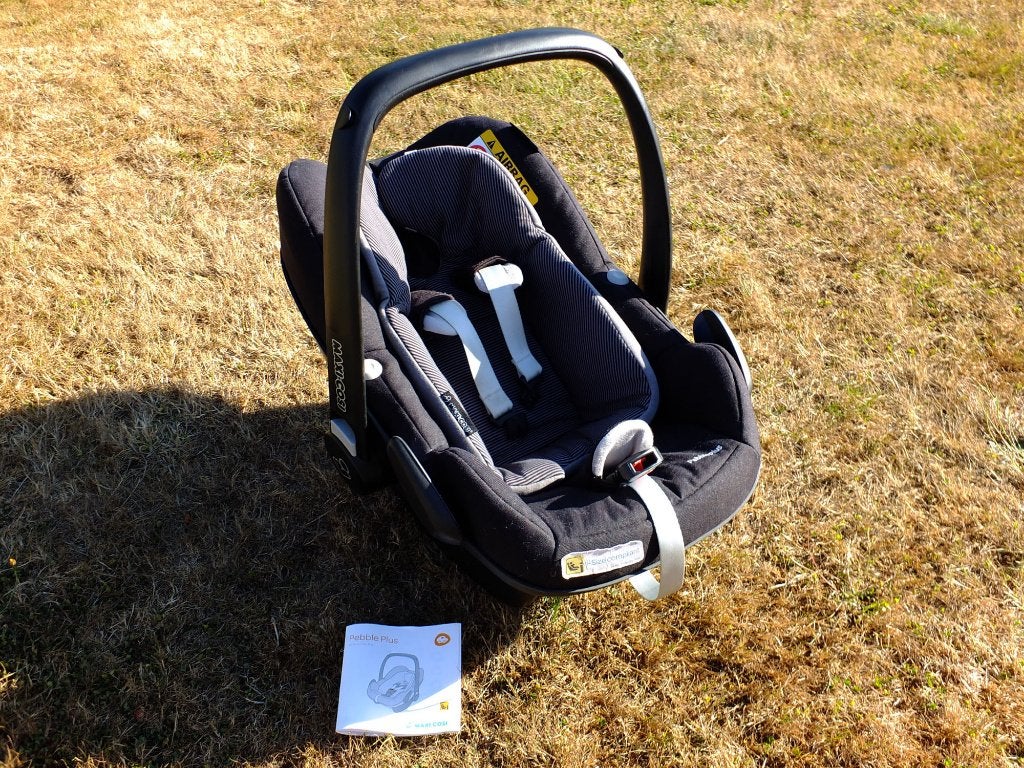 Siège auto portable Maxi-Cosi Pebble+ + base 2Way Fix Isofix, 0 à 18 kg, Dossier amovible, Enlèvement, Utilisé
