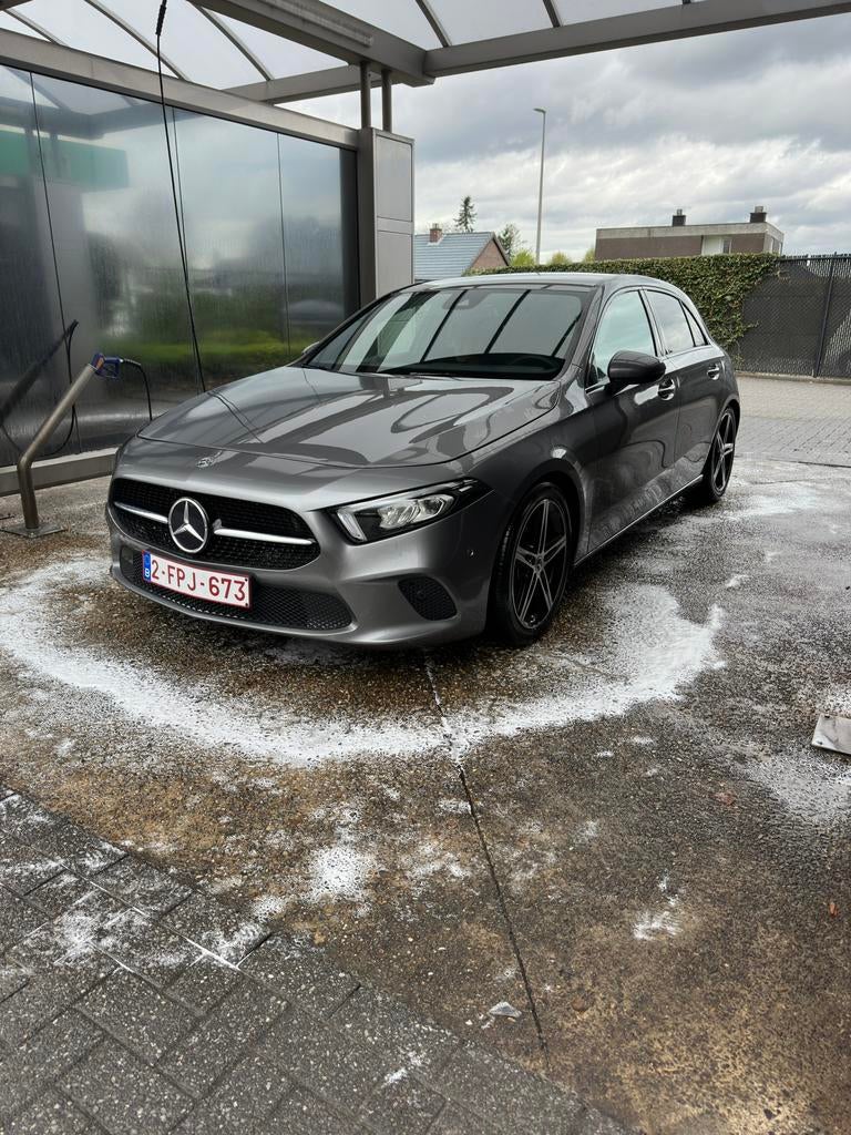 Mercedes Benz A200, Auto's, 4 zetels, https://public.car-pass.be/verify/6796-6447-0685, Zwart, 4 cilinders