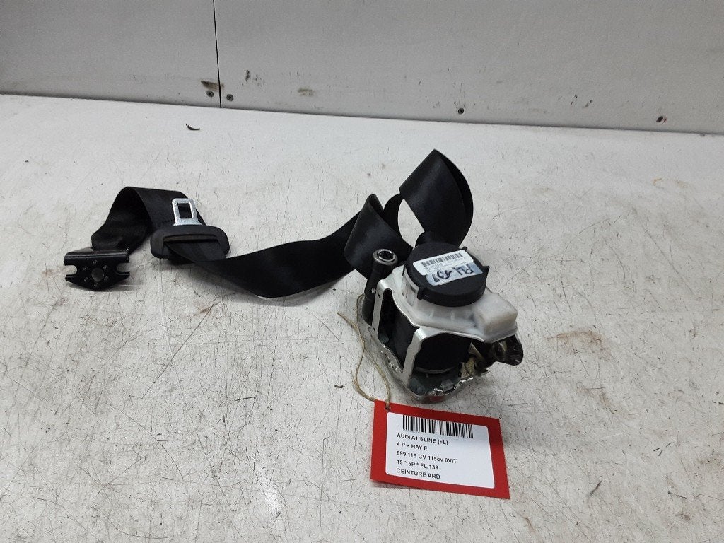 CEINTURE DE SECURITE ARRIERE DROITE A1 Sportback (GBA), Auto-Union-Straße  1,
85057  Ingolstadt, DE, Info@audi.de, Audi, Utilisé