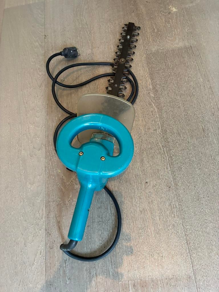 Snoeischaar Makita, Tuin en Terras, Snoeischaren, Ophalen, Gebruikt, 20 t/m 29 mm