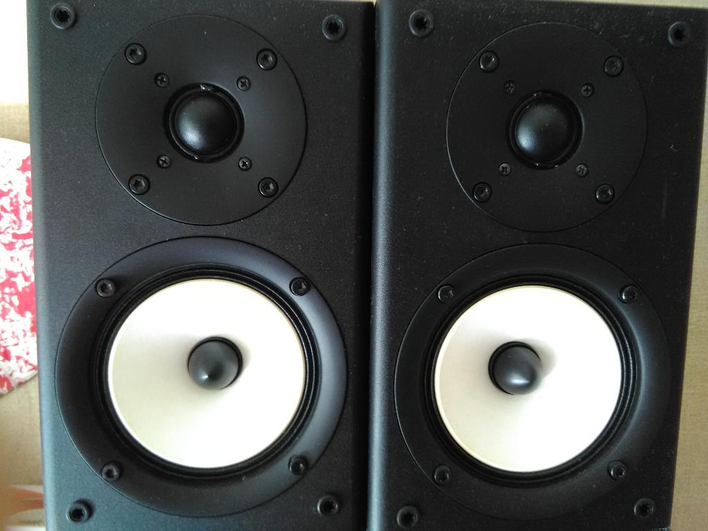luidsprekers ONKYO, Zo goed als nieuw, 60 tot 120 watt, Front, Rear of Stereo speakers, Ophalen