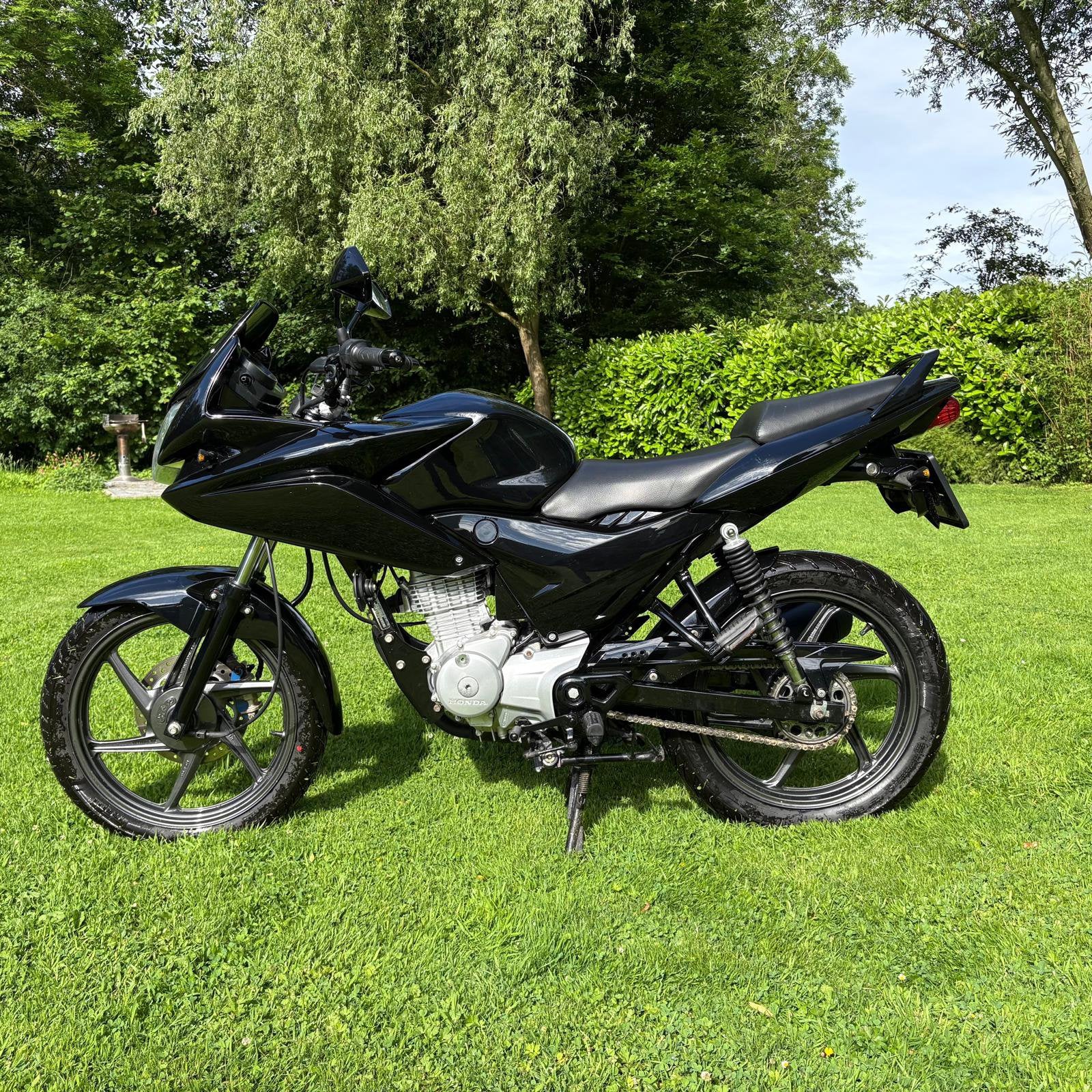 Honda CBF 125 — 2012 — 8.500 km — Volledig gerestaureerd, Occasion, Particulier, 125 cc, 11 kW of minder