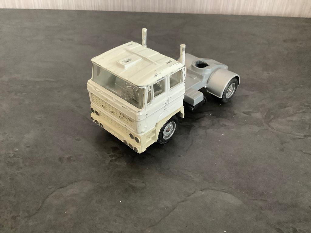 Camion miniature DAF F2800 (échelle 1/43), Enlèvement ou Envoi, Utilisé, Bus ou Camion, Solido