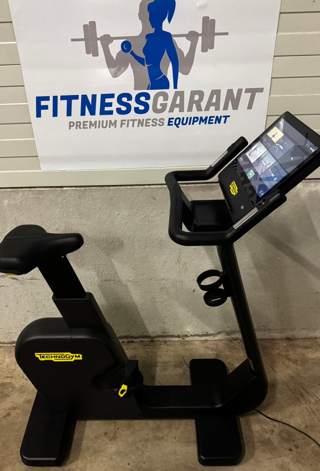 Technogym Excite Live 7000 16 P Unity 4 Upright Bike, Ophalen of Verzenden, Zo goed als nieuw