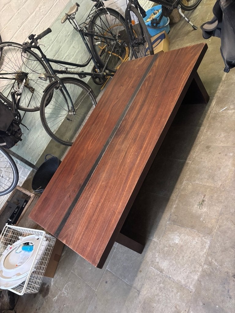 Massieve houten salontafel met metalen strip 160x84 cm, Ophalen, Gebruikt, 50 tot 100 cm, 150 tot 200 cm