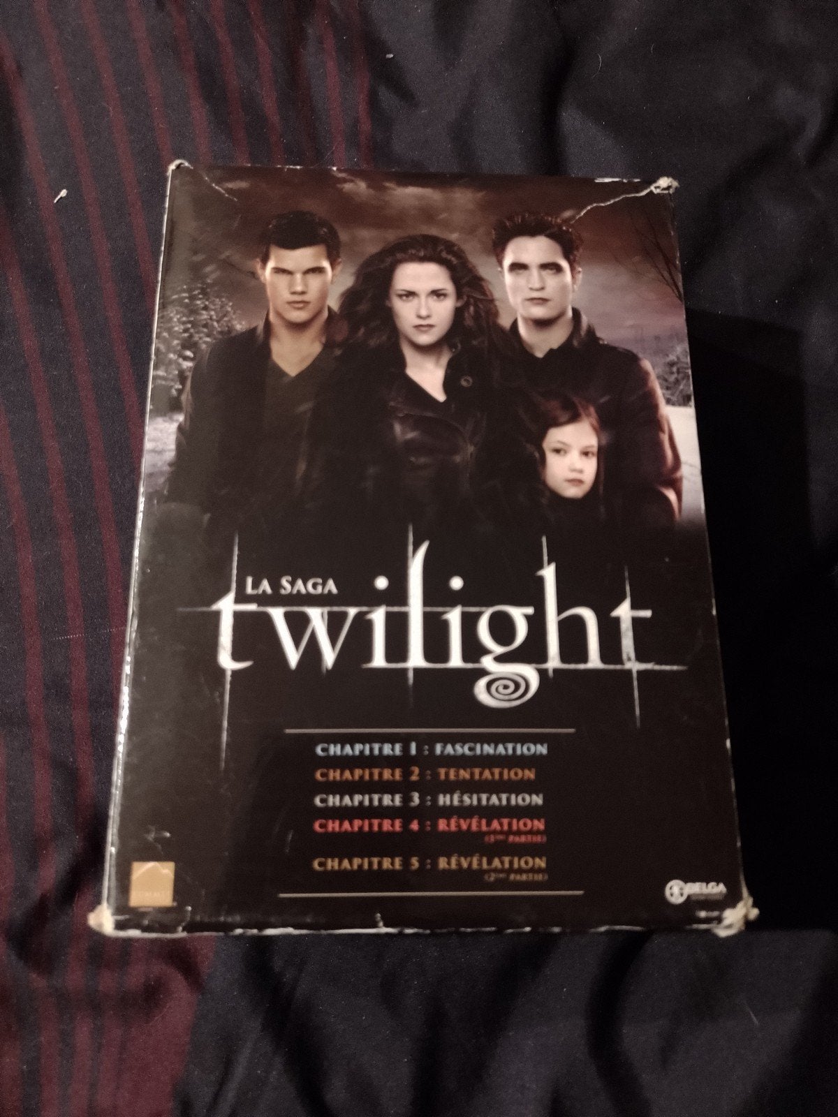A vendre en coffret DVD l'intégrale de la série Twilight, CD & DVD, DVD | TV & Séries télévisées, Comme neuf, Science-Fiction et Fantasy