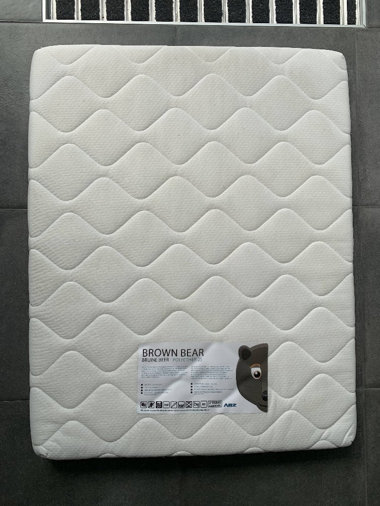 Parkmatras met 1 matrasbeschermer en twee hoezen, Kinderen en Baby's, Ophalen, Zo goed als nieuw, Rechthoekig