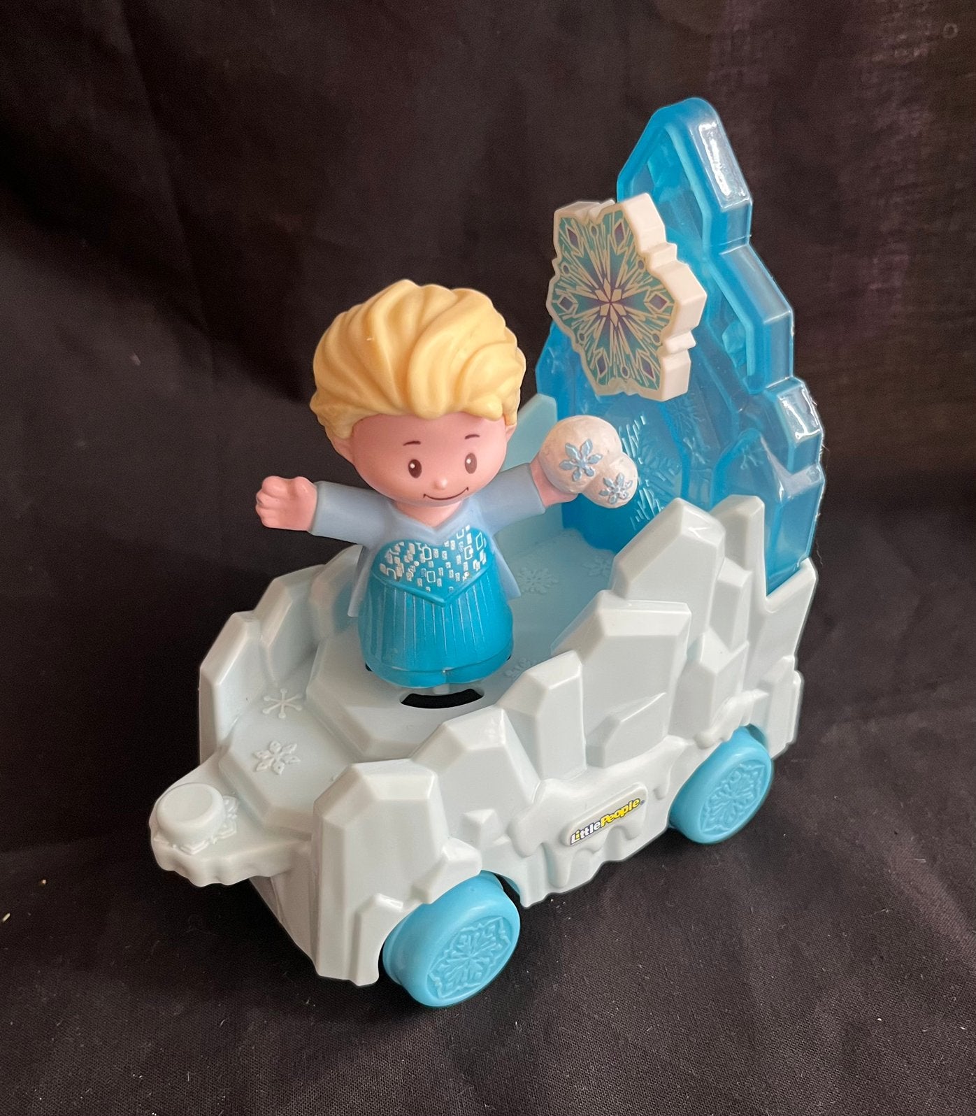 Little people | Frozen prinses Elsa float | Praalwagen, Kinderen en Baby's, Speelgoed | Fisher-Price, Ophalen of Verzenden, Zo goed als nieuw
