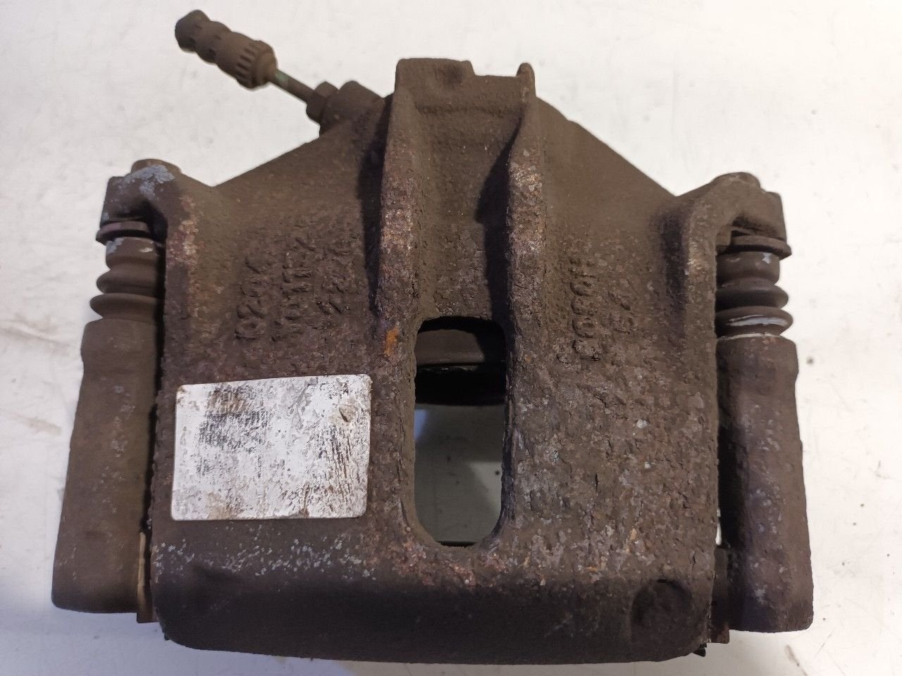 Remklauw rechts voor Citroën C3, Onderdelen@venauto.nl, Van der Ven Autorecycling B.V., Ettenseweg 76, 4706 PB Roosendaal, The Netherlands