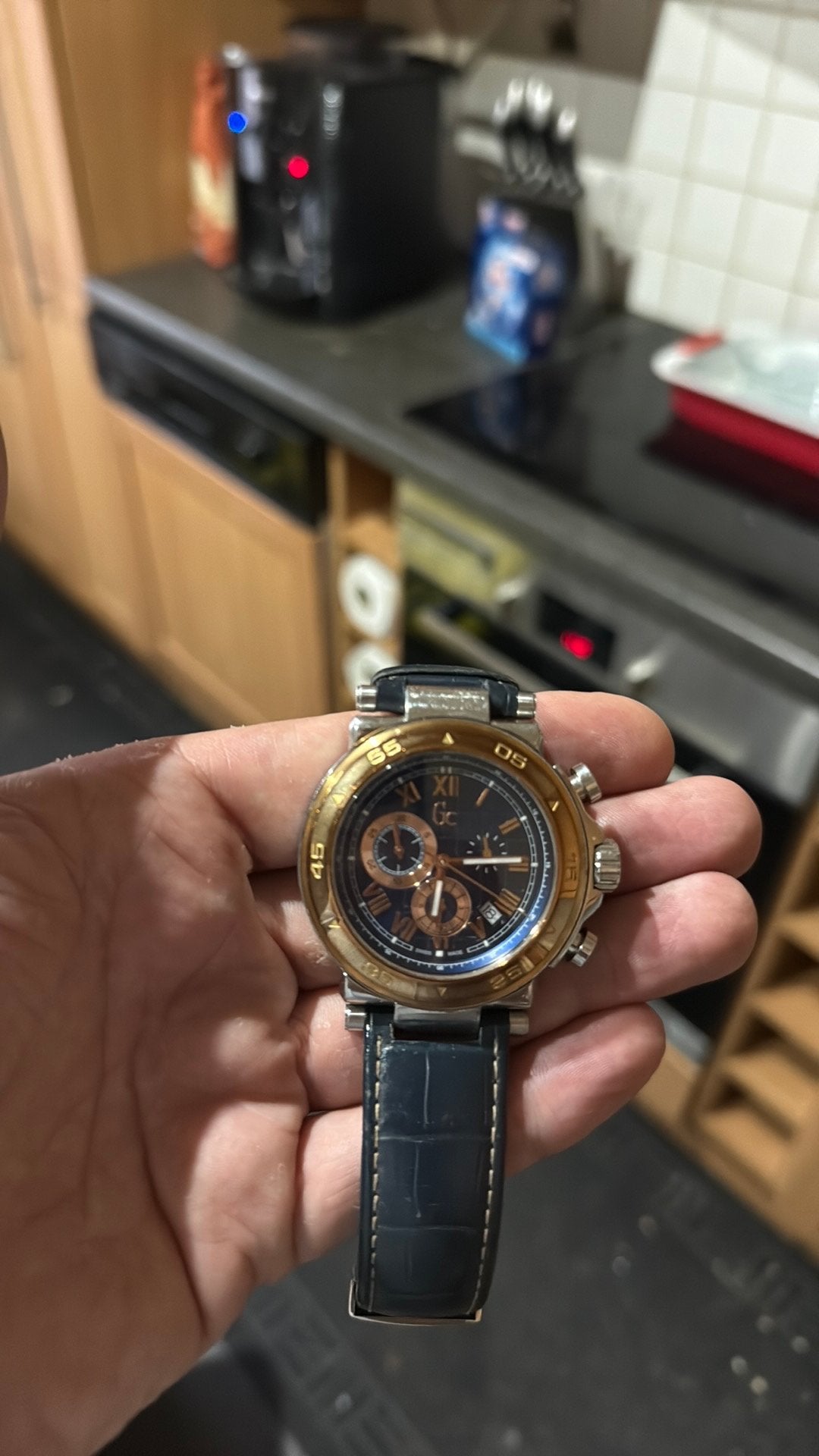 Chronographe Gc (collection Guess) X90015G7S, Bijoux, Sacs & Beauté, Montres | Hommes, Enlèvement, Comme neuf