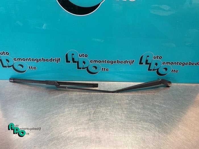 Bras essuie-glace avant d'un Volkswagen Polo (Polo 01-), Volkswagen, -, 3 mois de garantie, Utilisé