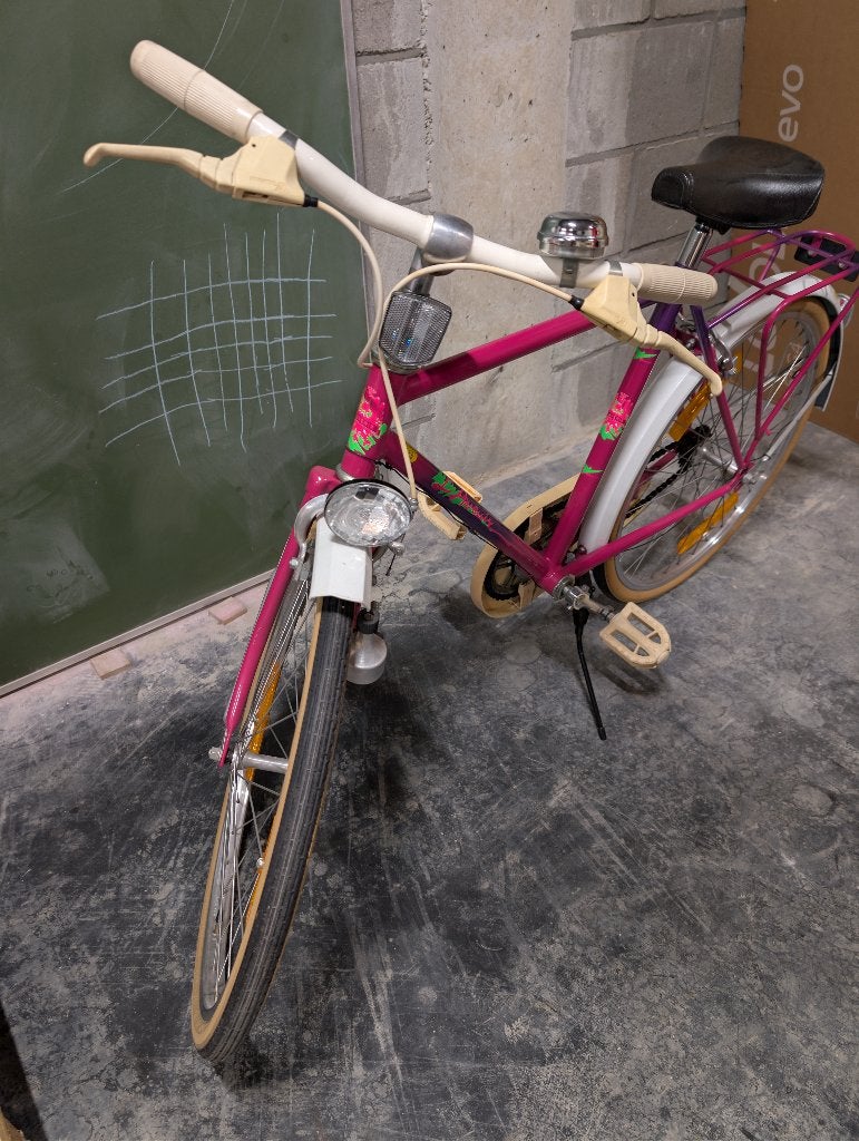 Vintage retro kinderfiets jaren 90 - 22inch, Fietsen en Brommers, Ophalen, 22 inch, Velgrem, L'avenir