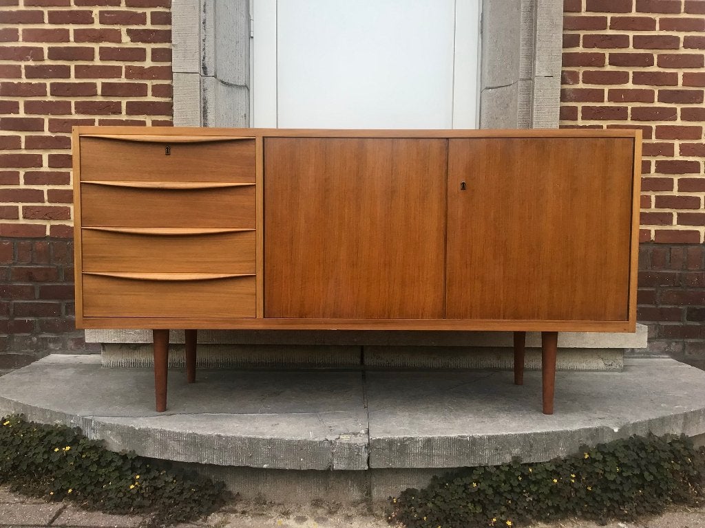 Vintage 60s Scandinavisch Sideboard, Ophalen, Gebruikt