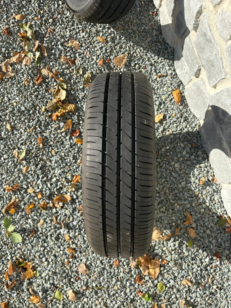 Vends 4 pneus Toyo NanoEnergy 3 (NE03) — bon état, Ophalen, Band(en)