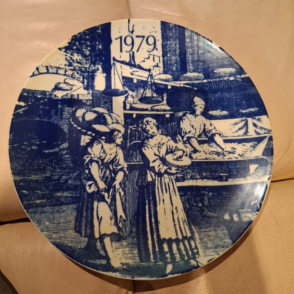 Bord delfts blauw 1979, Antiquités & Art, Antiquités | Céramique & Poterie, Enlèvement