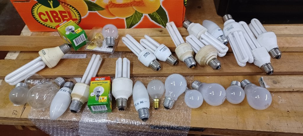 Gloeilamp, Plusieurs variétés, E27 (groot), Ophalen, 30 tot 60 watt