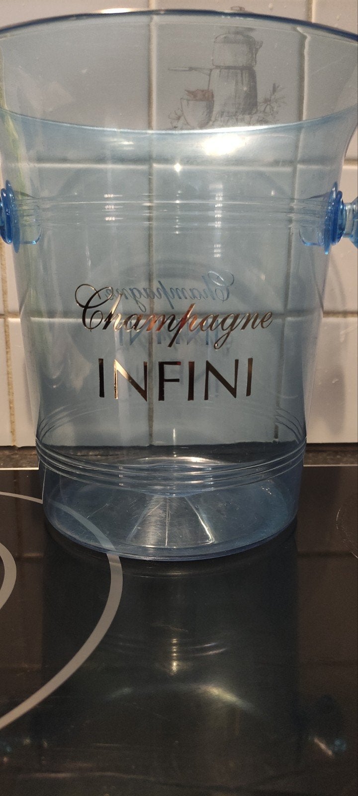 Champagne emmer Infini, Ophalen, Champagne