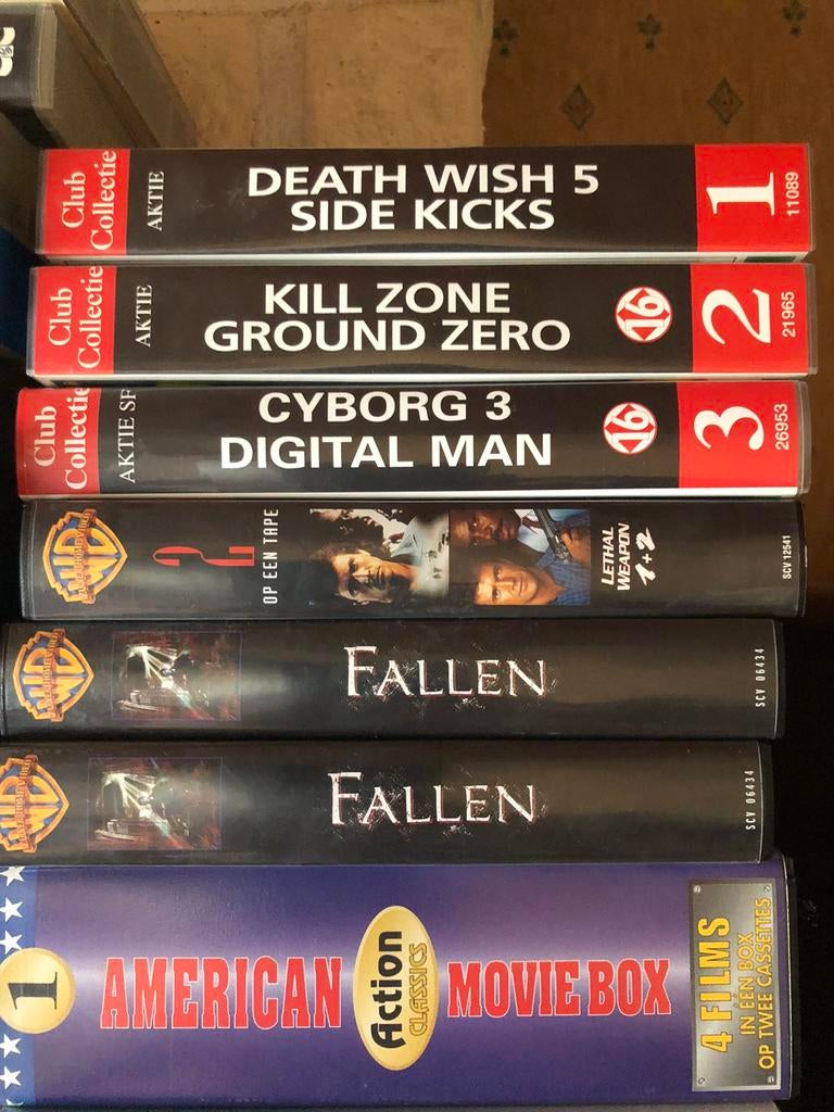 Videocassettes, Ophalen, Zo goed als nieuw