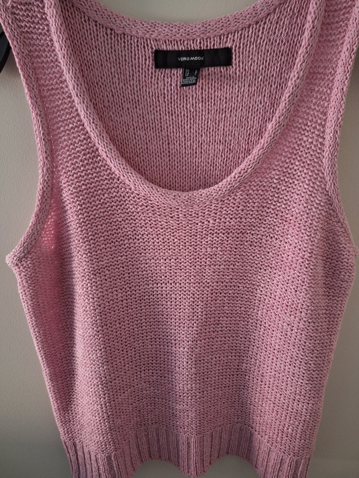 2 Nieuwe topjes 1 + 1 gratis m42, Kleding | Dames, Topjes, Ophalen of Verzenden, Nieuw, Roze, Zonder mouw