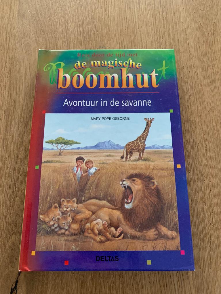De magische boomhut. Avontuur in de savanne, Ophalen of Verzenden, Zo goed als nieuw