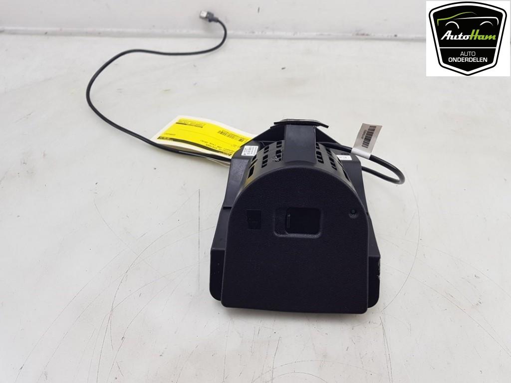 NAVIGATIE SYSTEEM Peugeot 108 (|PZ41C9033101|K10NV1001B|), Gebruikt, Peugeot