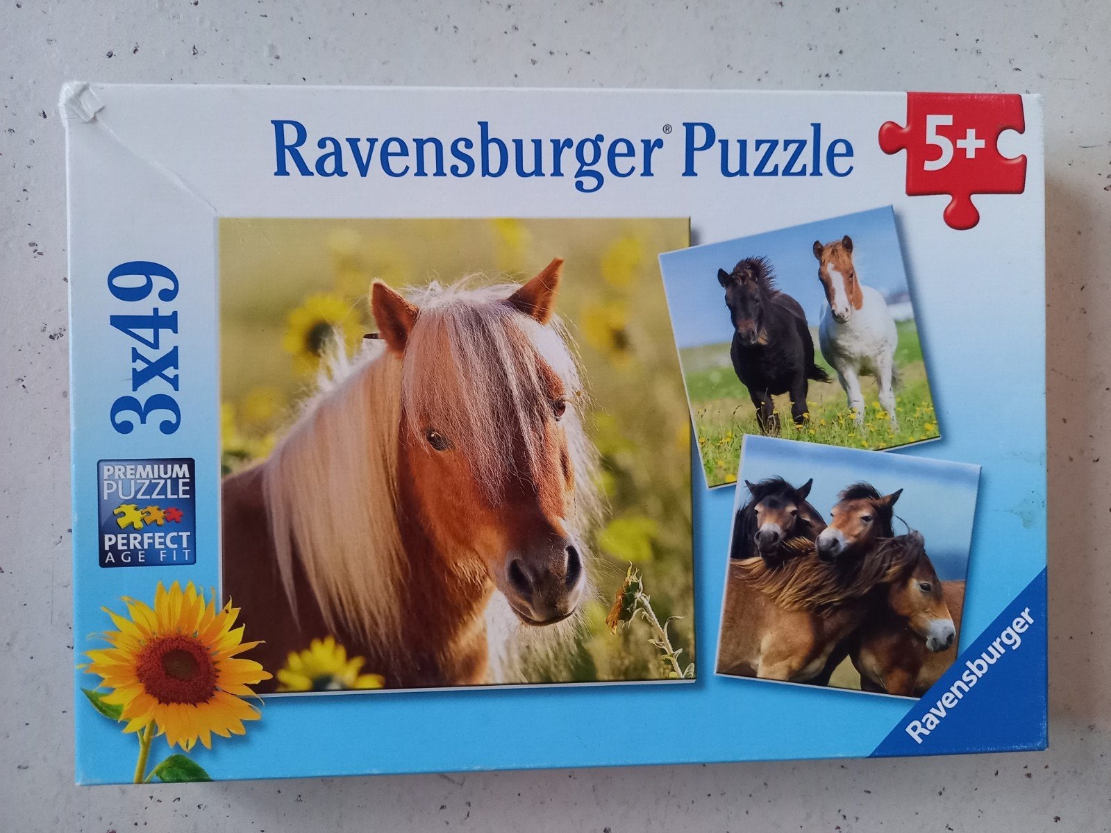 3 puzzels paarden in 1 doos, Ophalen of Verzenden, 10 tot 50 stukjes, Zo goed als nieuw, 4 tot 6 jaar