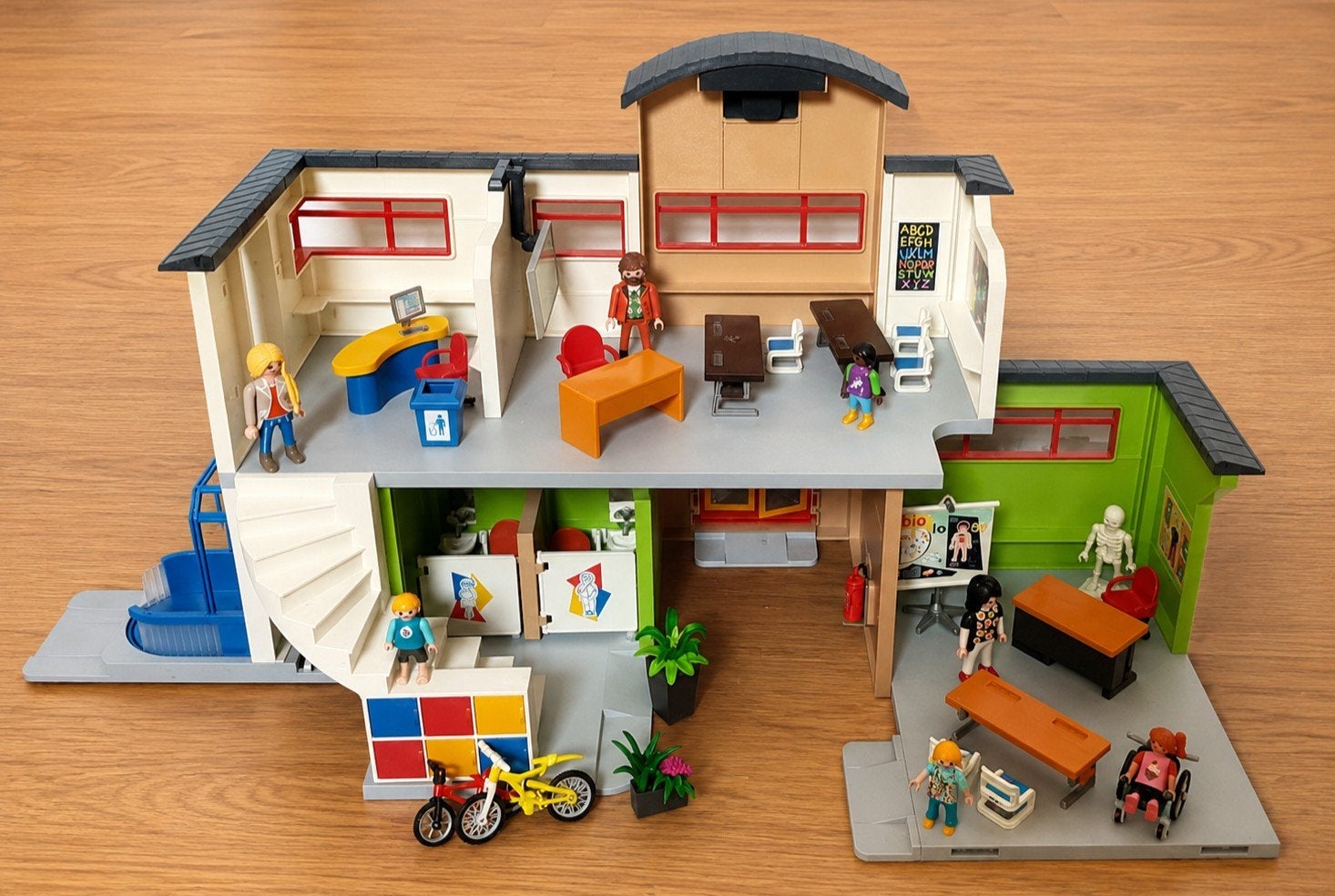 Ecole aménagée playmobil