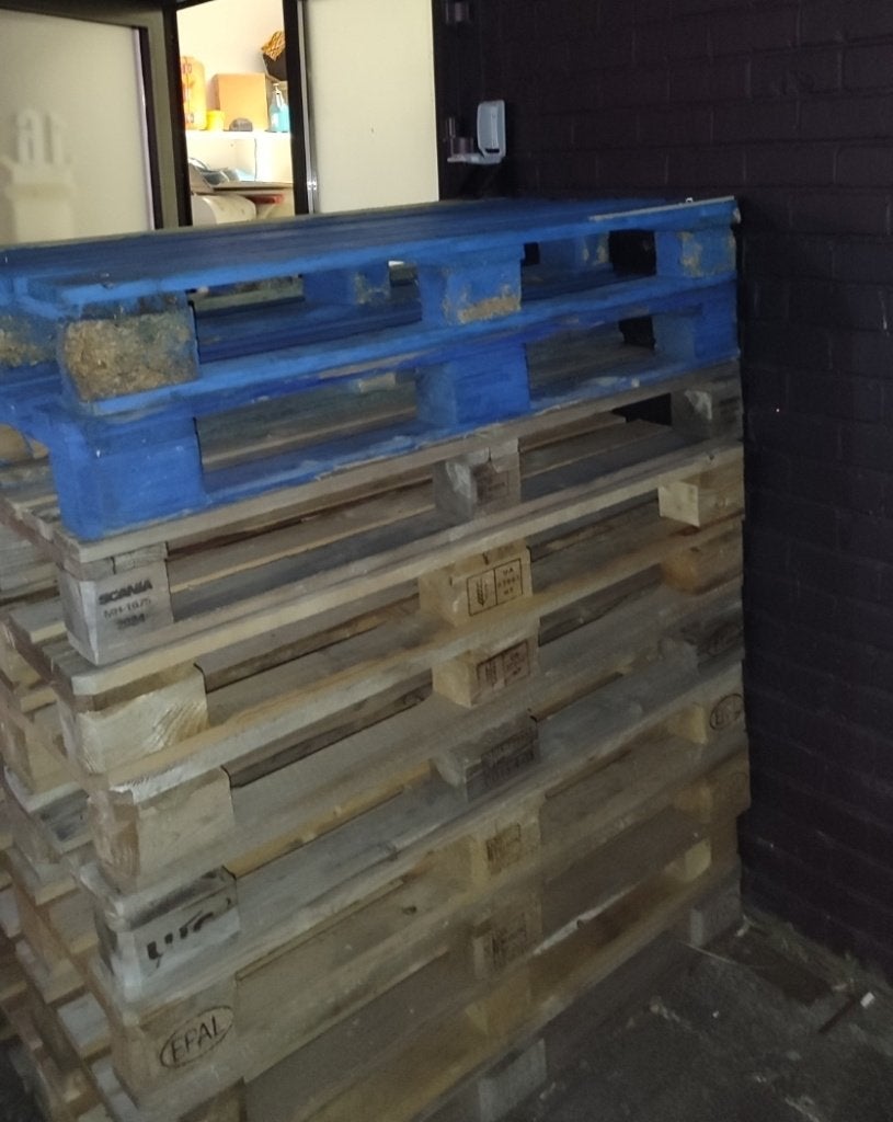 Des palettes en bois sont à retirer gratuitement !, Enlèvement, Utilisé