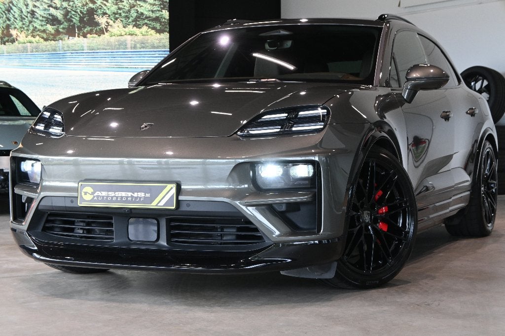 Porsche Macan Turbo **MATRIX/BOSE/CHRONO/360/PANO/HUD/ACC**, Auto's, Automaat, 470 kW, Euro 6, Leder
