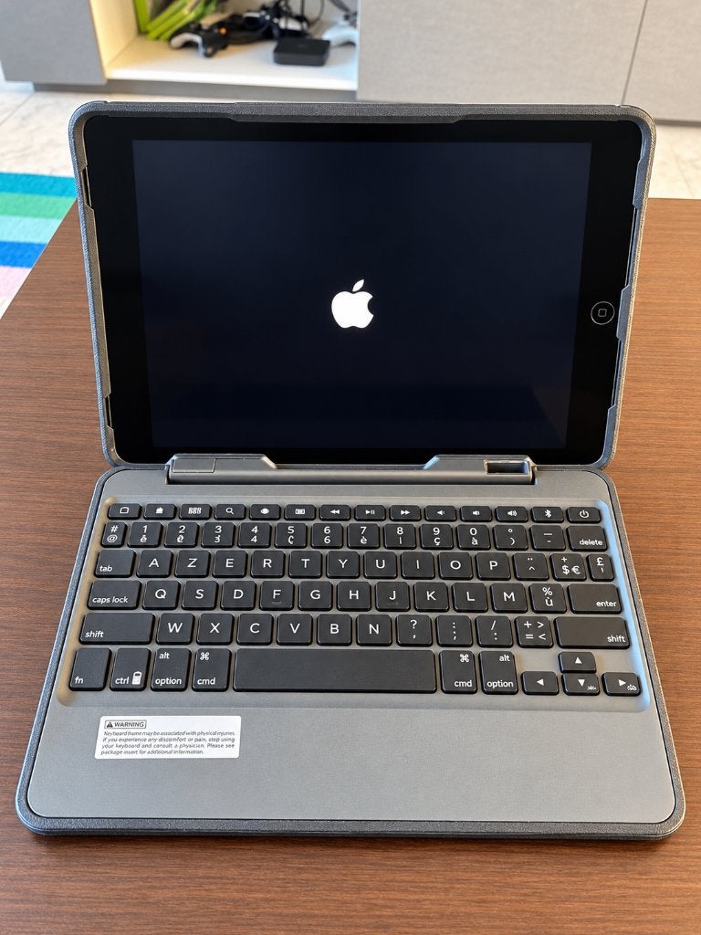 Apple iPad Air 1 (2013) met AZERTY-toetsenbordhoes, Informatique & Logiciels, Gris, Apple iPad, 9 pouces, Enlèvement