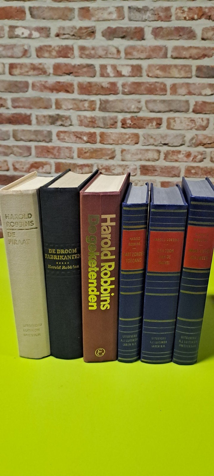 6 oude Harold Robbins hardcover boeken jaren 60-70, Boeken, Gelezen, Ophalen of Verzenden, Nederland, Harold Robbins