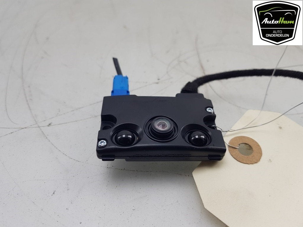 CAMERA AVANT Tesla Model Y (5YJY) (01-2019/01-2025), Germany_Sales@tesla.com, Utilisé, Autres marques automobiles, Ludwig-Prandtl-Straße 27 - 29
12526  Berlin, DE