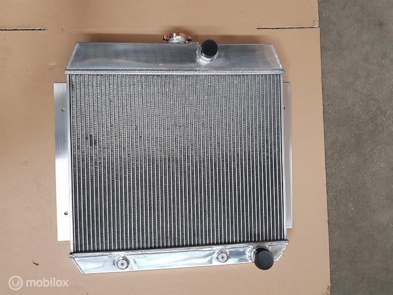 Radiateur 1951-1954 CHEVY BEL AIR L6 W/COOLER 1952 1953 AT, Neuf, Enlèvement ou Envoi