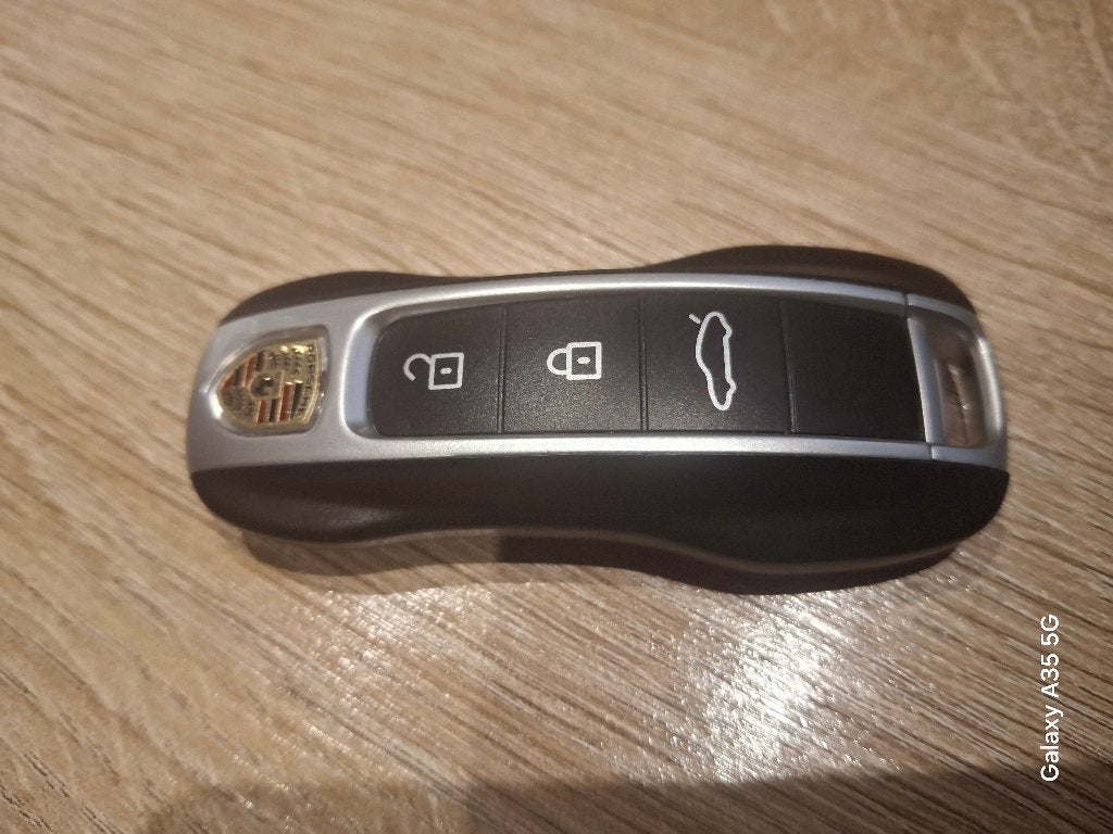 Clé USB PORSCHE de 64 gb, Computers en Software, USB Sticks, Ophalen of Verzenden, Nieuw, 64 GB