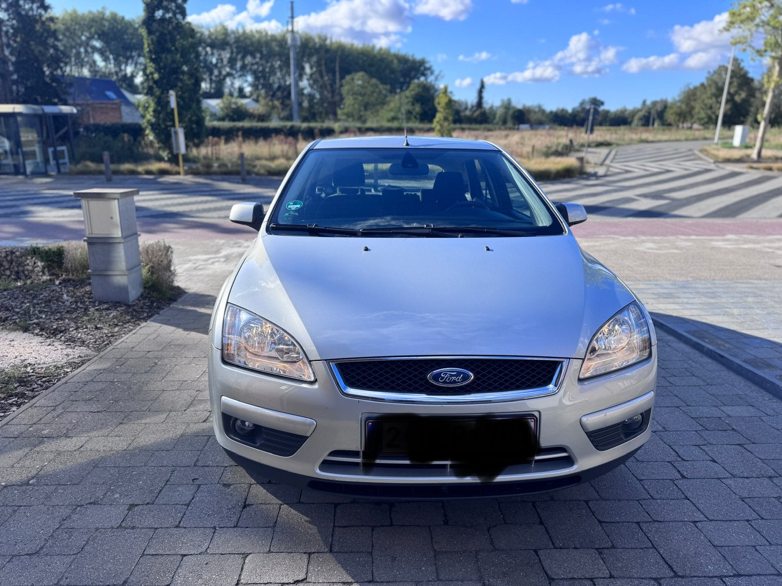 Climatisation à essence Ford Focus 1.6i ! 2 clés privées, Focus, Entreprise, Noir, 5 portes