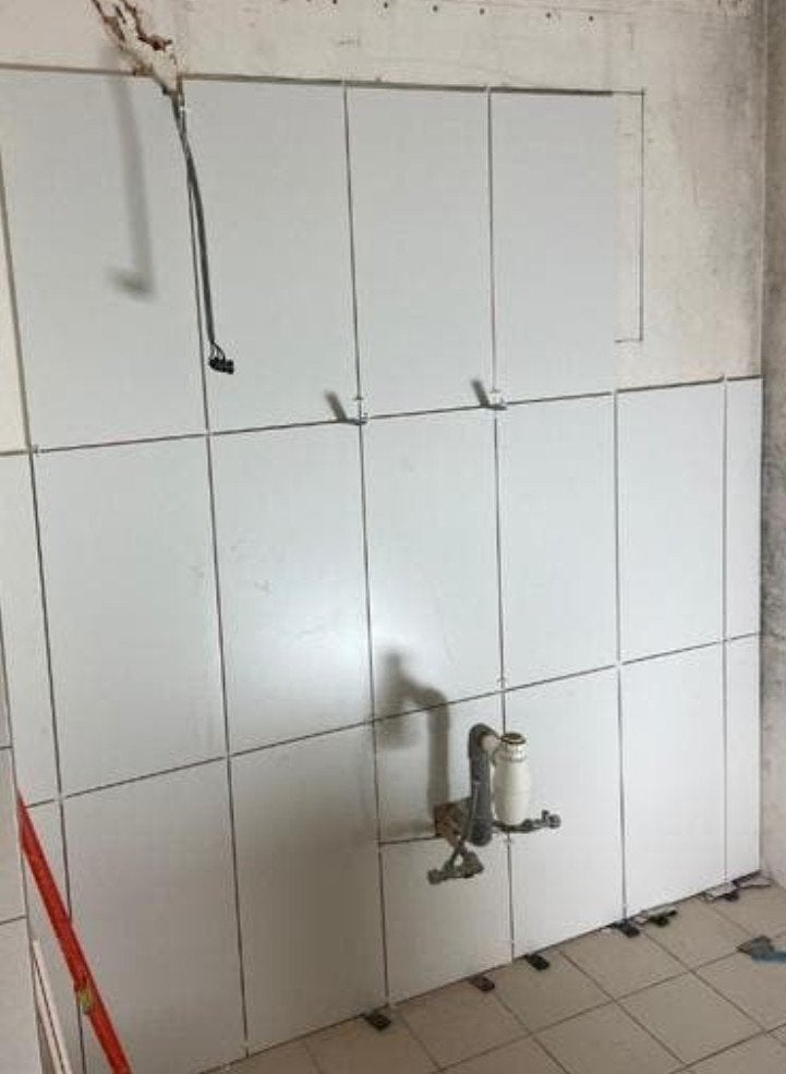 Garageverkoop: keramische tegels, Enlèvement