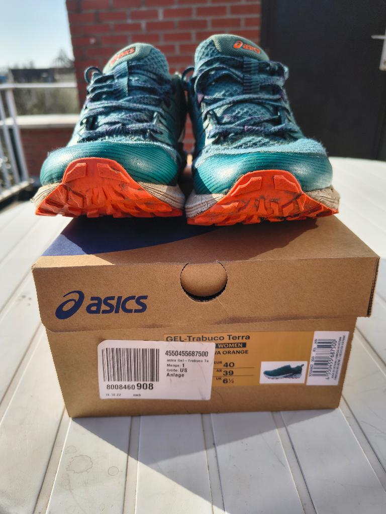 Asics Trail Trabuco Terra T40, Sports & Fitness, Course à pied, Chaussures de course à pied, Enlèvement, Utilisé