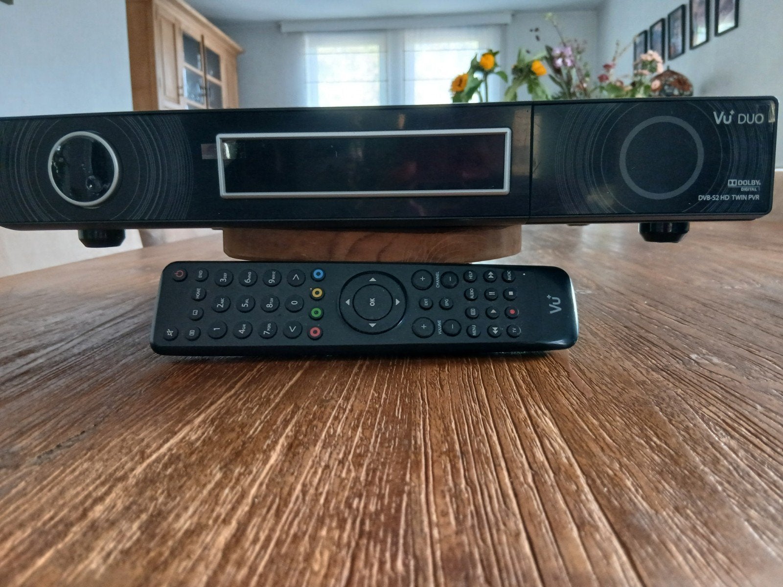 vu+ duo twin tuner satelliet ontvanger hd, Audio, Tv en Foto, Ophalen, Zo goed als nieuw, (Schotel)antenne, Overige merken