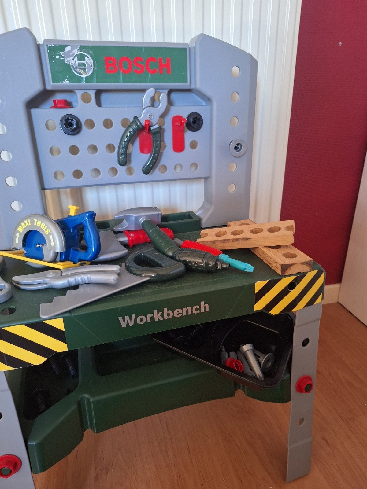 Werkbank Bosch, Ophalen