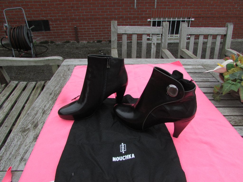 laarzen Nouchka 100 euro maat 41., Neuf, Nouchka, Enlèvement, Boots et Botinnes