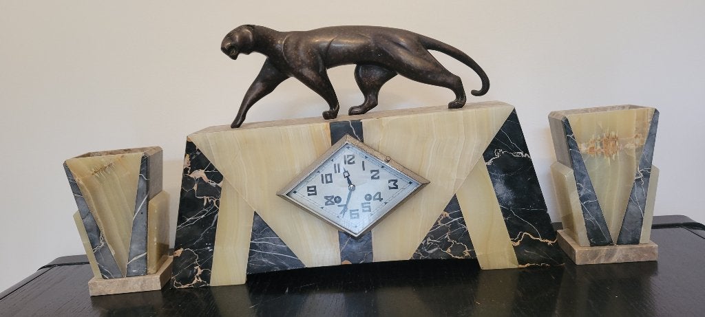 Michel DECOUX, Horloge en marbre portor&onyx, Art déco 1930, Antiquités & Art, Enlèvement ou Envoi