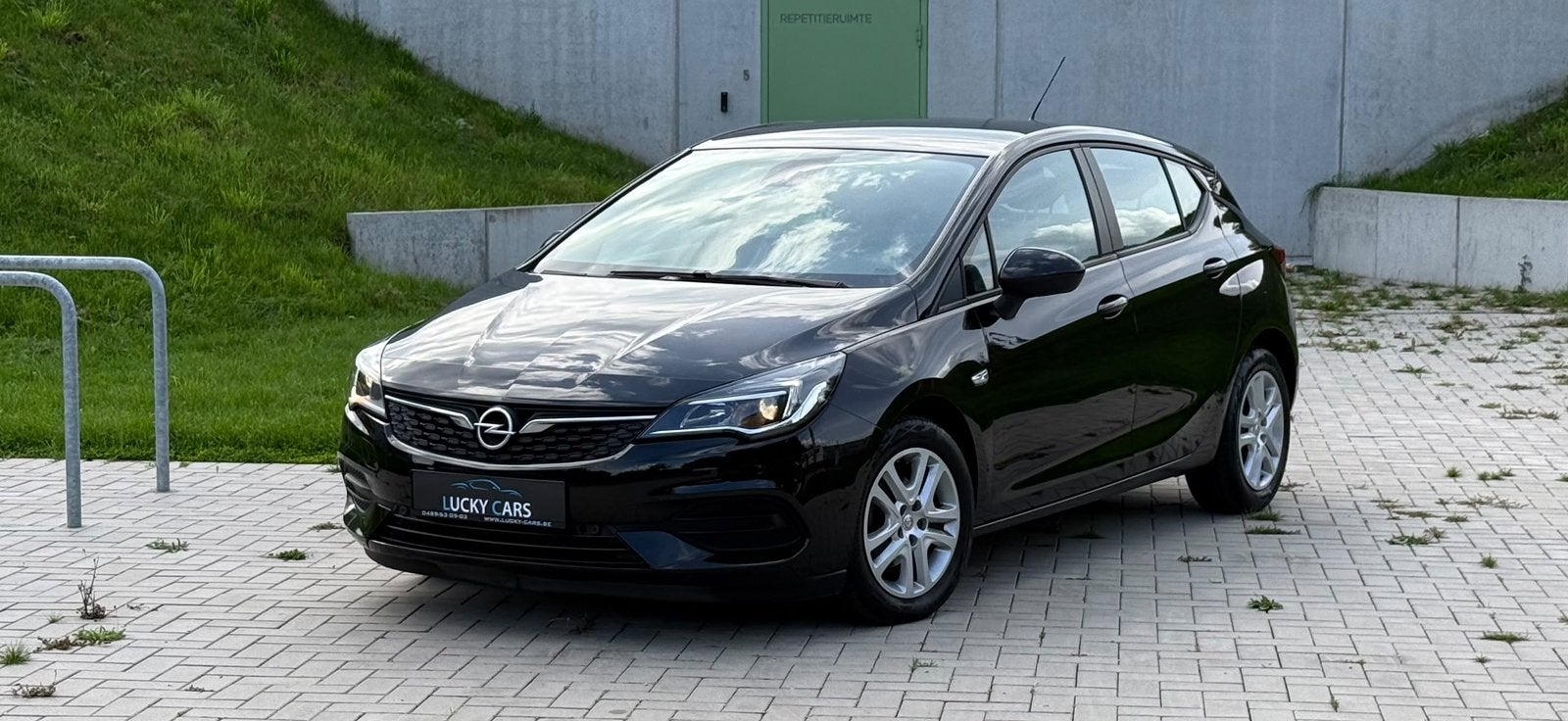 Belle Opel Astra 2020 en très bon état + inspection, Autos, Achat, Euro 6, Entreprise, Boîte manuelle