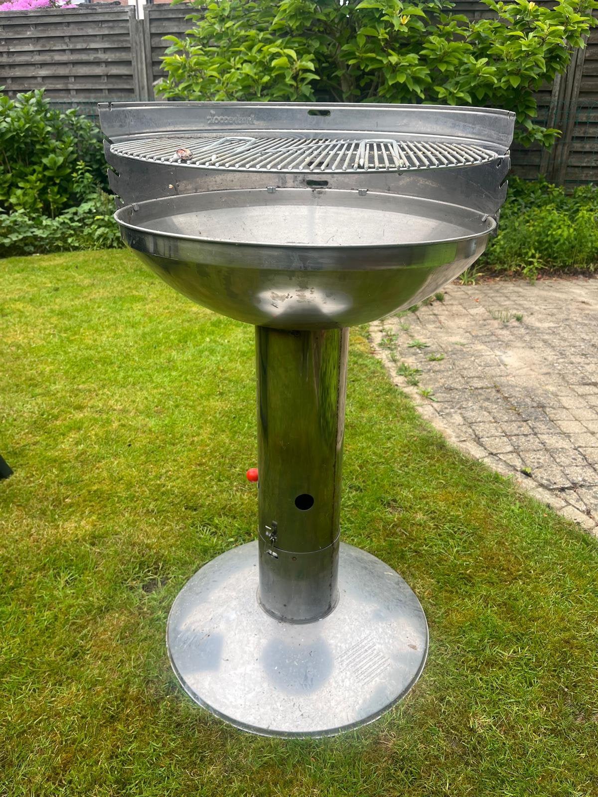 Weber BBQ, Ophalen, Zo goed als nieuw